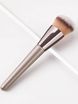 Wood handle makeup brush photo review